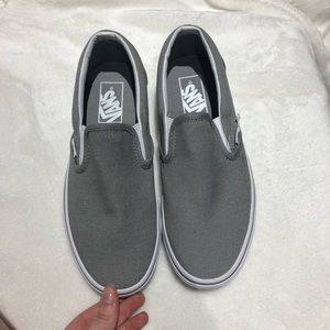 NEVER WORN size 7 Slip on Vans Gray